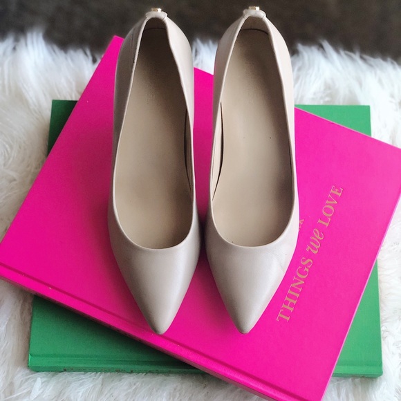 michael kors mk flex kitten heel pumps